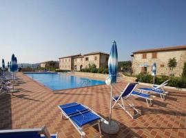 Hotel foto: Lajatico Villa Sleeps 4 Pool WiFi T762842