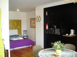 Hotel Photo: DeHouse 70