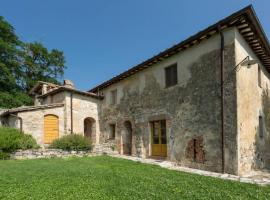 Foto di Hotel: Palazzone Villa Sleeps 6