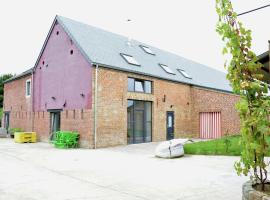 Hotel Photo: Modern Holiday Home in Fernelmont with Garden