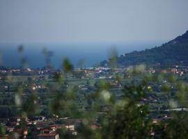 Hotel Photo: the seaview house