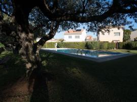 מלון צילום: Perales VILLA LUX with pool
