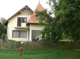 Фотография гостиницы: Holiday Home Anikó 12