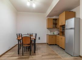 מלון צילום: Newly renovated flat on Abovyan