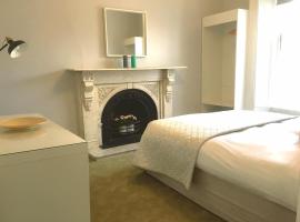 Hotel Photo: Donnybrook Townhouse