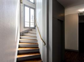 Фотографія готелю: HostnFly apartments - Beautiful & bright apartment near Paris