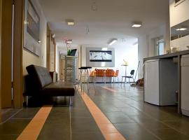 รูปภาพของโรงแรม: Bedstop Hostel Berlin