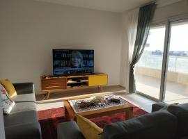 A picture of the hotel: עכו דירה חדשה ליד הים- Akko-brand new apartment