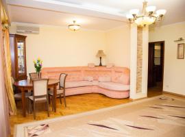 Хотел снимка: Lux apartment on Lermontova street with fireplace