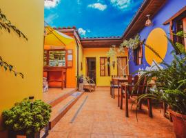 Hostal El Punto, hotel in La Serena