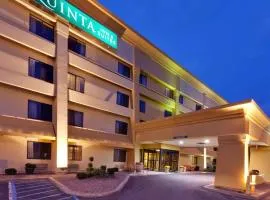 La Quinta by Wyndham Plattsburgh, hotel in Plattsburgh