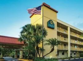 La Quinta Inn by Wyndham West Palm Beach - Florida Turnpike, hotel in West Palm Beach