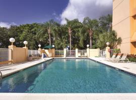 A picture of the hotel: La Quinta by Wyndham Miami Airport East