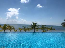 A picture of the hotel: Peninsula Cancun Beachfront