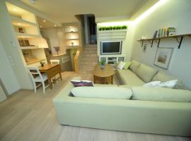 Hotel Foto: Sunny Villa - 3 min. Walk to the Beach, Big Garden