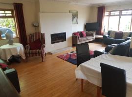 Hotel Photo: Ashford Holiday Home