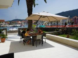 Hotel Foto: Pascal Adventure, Villa 7 nights 1 free