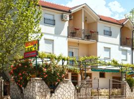 A picture of the hotel: Apartmani S.KILAĆI