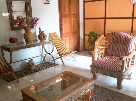 होटल की एक तस्वीर: Hostal Doña Marta