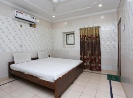 Фотография гостиницы: SPOT ON 29730 Hotel Shahjahan