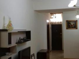 Hotel Photo: Gold Apartment on Marshal Baghramyan Avenue