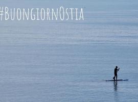 露营国际米兰迪卡斯特儿福萨诺酒店,位于丽都迪奥斯蒂亚的酒店