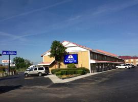 Hotel Foto: Americas Best Value Inn Tulsa I-44