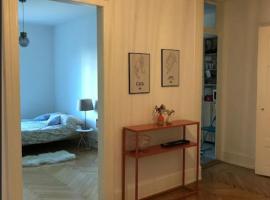 Фотография гостиницы: 2BR apartment close to Bellevue SF8