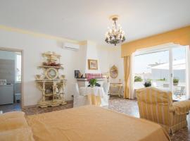 Фотография гостиницы: suite in villa ad Ischia