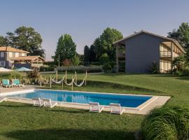 Hotel Photo: Hotel Lodge La Petite Couronne