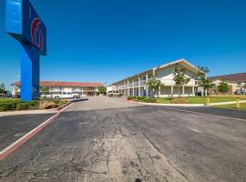 Hình ảnh khách sạn: Motel 6-Dallas, TX - Farmers Branch