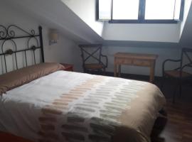 Pensión STOP, Hotel in El Cubillo de Uceda