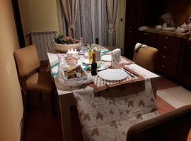 Hotel Photo: Via San Paolo, 20 Appartamento due vani con stanza soggiorno cucina e due camere arredate con gusto accessori