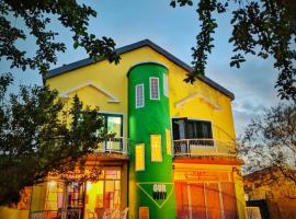 Our Way Guest House & Hostel, ξενοδοχείο στη Σκόδρα