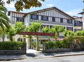 Logis Hotel & Restaurant Bergeret Sport, hotel in Hendaye