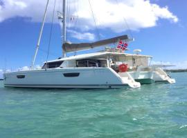 Hotel Photo: Saba 50 crewed catamaran