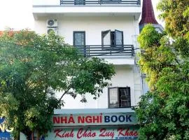 Nhà nghỉ Book
