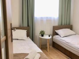 Hotel kuvat: Apartament 212