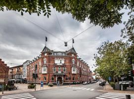 A picture of the hotel: First Hotel Grand