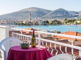 Villa Jadran Trogir ćiovo, hotel in Trogir
