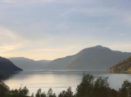 Hardangerpark AS、キンサルビクのホテル