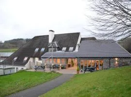 Neuadd Henllan Lodge