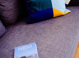 Фотографія готелю: Cascais Charming Apartment with Terrace