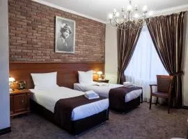 Trzy Korony Boutique Hotel&SPA Piwne, hotell i Puławy