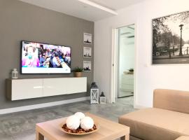 Zdjęcie hotelu: Luxury Loft Malaga Torremolinos Sol