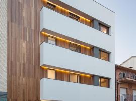 Apartaments i habitacions Can Morera Olot, hotel in Olot