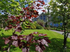 Hotel fotografie: Apartments at Ballinsheen House & Gardens