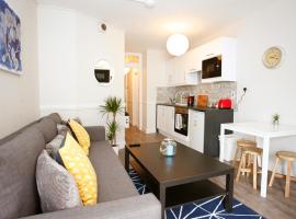 Hotel Photo: IFSC Self-Catered Apartments At Connolly & Busaras