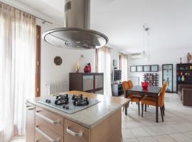 מלון צילום: Sunrise Apartment Venice