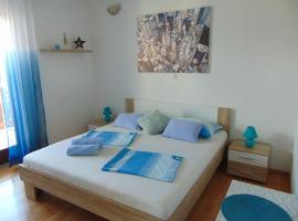 Fotos de Hotel: Room By The Sea